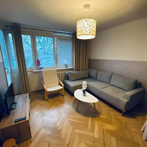 Clicktheflat Mila Center Hostel